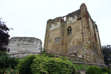 Guildford Castle (keep)